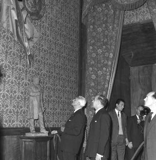 Il Presidente della Repubblica Giuseppe Saragat per le celebrazioni del centenario della nascita di Benedetto Croce, Accademia Nazionale dei Lincei. Palazzo Corsini