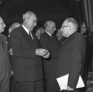 Il Presidente della Repubblica Giuseppe Saragat per le celebrazioni del centenario della nascita di Benedetto Croce, Accademia Nazionale dei Lincei. Palazzo Corsini