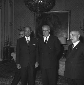 Il Presidente della Repubblica Giuseppe Saragat  con Mahmud Riad, Ministro degli esteri della RAU, e l'on. Amintore Fanfani, Ministro degli esteri