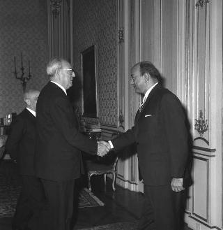 Il Presidente della Repubblica Giuseppe Saragat  con Mahmud Riad, Ministro degli esteri della RAU, e l'on. Amintore Fanfani, Ministro degli esteri