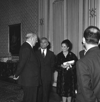 Il Presidente della Repubblica Giuseppe Saragat riceve in udienza Giuseppe Fucà, Presidente dell'Unione italiana ciechi, con una rappresentanza