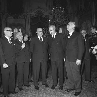 Ricevimento delle Alte Cariche dello Stato e del Corpo Diplomatico per la tradizionale presentazione degli auguri di Natale e Capodanno al Presidente della Repubblica Giuseppe Saragat