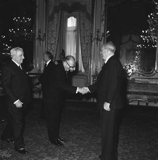 Ricevimento delle Alte Cariche dello Stato e del Corpo Diplomatico per la tradizionale presentazione degli auguri di Natale e Capodanno al Presidente della Repubblica Giuseppe Saragat