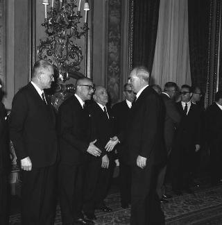 Ricevimento delle Alte Cariche dello Stato e del Corpo Diplomatico per la tradizionale presentazione degli auguri di Natale e Capodanno al Presidente della Repubblica Giuseppe Saragat