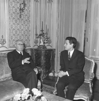 Il Presidente della Repubblica Giuseppe Saragat riceve in udienza Ahmed Taleb, Ministro dell'educazione della Repubblica Algerina Democratica e Popolare