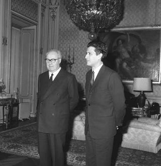 Il Presidente della Repubblica Giuseppe Saragat riceve in udienza Ahmed Taleb, Ministro dell'educazione della Repubblica Algerina Democratica e Popolare
