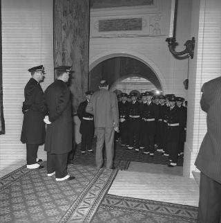 Visita al Palazzo del Quirinale degli allievi dell'Accademia navale di Livorno e udienza con il Presidente della Repubblica Giuseppe Saragat