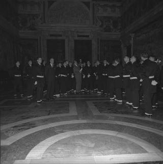 Visita al Palazzo del Quirinale degli allievi dell'Accademia navale di Livorno e udienza con il Presidente della Repubblica Giuseppe Saragat