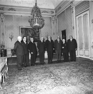 Visita di omaggio al Presidente della Repubblica Giuseppe Saragat di Riccardo Riccardi, Presidente della Società geografica italiana, con una rappresentanza dell'Istituto, per il centenario di fondazione