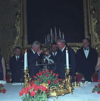 Visita di Stato di Edward Ochab, Presidente del Consiglio di Stato della Repubblica Popolare di Polonia