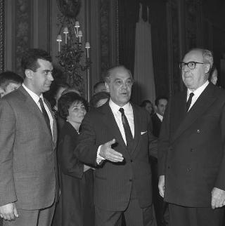 Il Presidente della Repubblica Giuseppe Saragat riceve in udienza IL Sen. Giovanni Spagnolli, Ministro delle poste e telecomunicazioni, con i partecipanti alla V sessione della Conferenza europea delle Amministrazioni delle poste e telecomunicazioni
