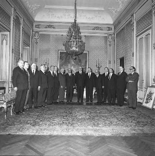 Il Presidente della Repubblica Giuseppe Saragat riceve in udienza Arrigo Boldrini, Presidente dell'Associazione nazionale partigiani d'Italia, con il Comitato nazionale