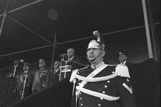 Intervento del Presidente della Repubblica Giuseppe Saragat  al giuramento collettivo di reclute delle tre Forze Armate Roma, Piazza di Siena