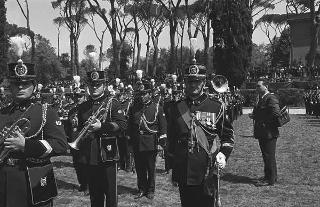 Intervento del Presidente della Repubblica Giuseppe Saragat  al giuramento collettivo di reclute delle tre Forze Armate Roma, Piazza di Siena