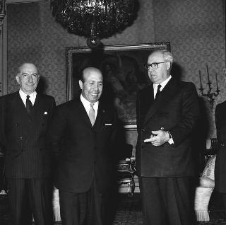 Ahmed El-Bishti, Ministro degli affari esteri del Regno di Libia, con il Ministro degli esteri Amintore Fanfani