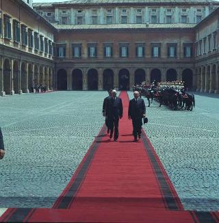 Visita privata del Presidente della Repubblica Francese Charles De Gaulle per la cerimonia in Campidoglio nel X anniversario della firma dei Trattati istitutivi della CEE