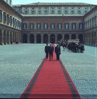 Visita privata del Presidente della Repubblica Francese Charles De Gaulle per la cerimonia in Campidoglio nel X anniversario della firma dei Trattati istitutivi della CEE