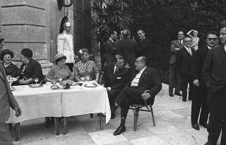 Ricevimento offerto nei giardini del Quirinale a personalità del mondo della cultura, dell'arte e del lavoro per la Festa della Repubblica