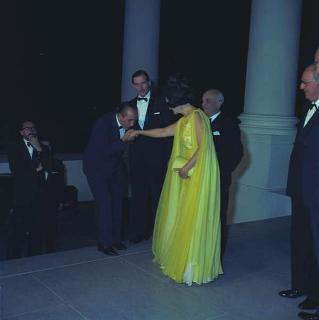 Visita di Stato del Presidente Giuseppe Saragat e del Ministro degli esteri Amintore Fanfani in Canada, Australia e Stati Uniti con soste di riposo a Tahiti, Nandi, Singapore e Ceylon (11 settembre - 3 ottobre 1967). USA e incontro a Washington con il Presidente degli Stati Uniti Lyndon B. Johnson.