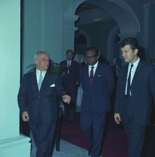 Visita di Stato del Presidente Giuseppe Saragat e del Ministro degli esteri Amintore Fanfani in Canada, Australia e Stati Uniti con soste di riposo a Tahiti, Nandi, Singapore e Ceylon (11 settembre - 3 ottobre 1967). Tahiti