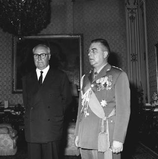 Gen. di Div. Enrico Mino, consigliere militare aggiunto per l'esercito: visita di congedo