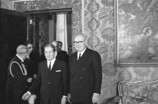 G. Borg Olivier, Primo Ministro e Ministro degli affari esteri di Malta