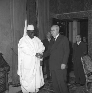Il Presidente della Repubblica Giuseppe Saragat con Hamani Diori, Presidente della Repubblica del Niger