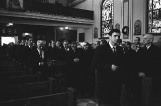New York, Funerali di Luigi Antonini, Presidente del Consiglio italo-americano del lavoro. Corona del Presidente della Repubblica Giuseppe Saragat.