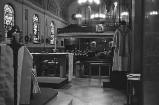 New York, Funerali di Luigi Antonini, Presidente del Consiglio italo-americano del lavoro. Corona del Presidente della Repubblica Giuseppe Saragat.
