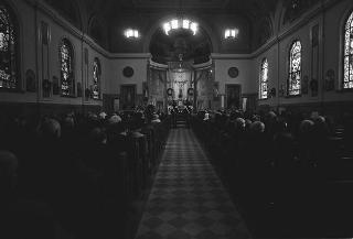 New York, Funerali di Luigi Antonini, Presidente del Consiglio italo-americano del lavoro. Corona del Presidente della Repubblica Giuseppe Saragat.
