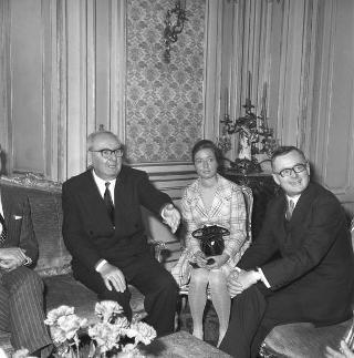Karl Schiller, Ministro dell'economia della Repubblica Federale di Germania, con Emilio Colombo, Ministro del tesoro in udienza dal Presidente della Repubblica Giuseppe Saragat