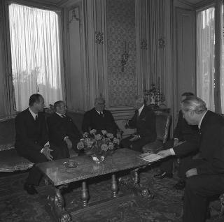 Visita di omaggio al Presidente della Repubblica Giuseppe Saragat del , Presidente dell'Associazione "Fogolar furlan" di Roma, l'avv. Danilo Sartogo, con una rappresentanza dell'Associazione