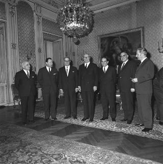 Enzo Badioli, Presidente dell'Istituto di credito delle Casse rurali ed artigiane, con una rappresentanza delle Casse in udienza dal Presidente della Repubblica Giuseppe Saragat
