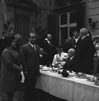 Ricevimento offerto dal Presidente della Repubblica Giuseppe Saragat in occasione dell'anniversario della Fondazione della Repubblica