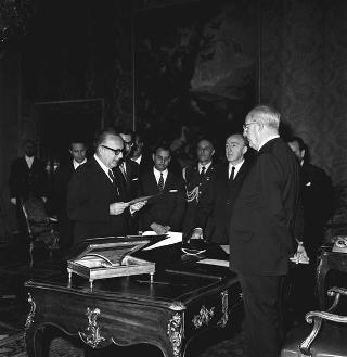 Il Presidente della Repubblica Giuseppe Saragat  durante la cerimonia di Giuramento dei ministri del II Governo Rumor