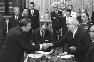 Il Presidente della Repubblica Giuseppe Saragat  durante la cerimonia di Giuramento dei ministri del II Governo Rumor