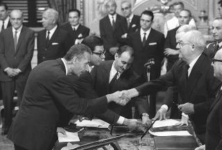 Il Presidente della Repubblica Giuseppe Saragat  durante la cerimonia di Giuramento dei ministri del II Governo Rumor