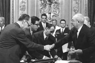 Il Presidente della Repubblica Giuseppe Saragat  durante la cerimonia di Giuramento dei ministri del II Governo Rumor