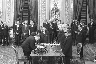 Il Presidente della Repubblica Giuseppe Saragat  durante la cerimonia di Giuramento dei ministri del II Governo Rumor