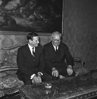 Udienza del Presidente della Repubblica Giuseppe Saragat con John Volpe Ministro dei trasporti degli Stati Uniti e colazione offerta in suo onore