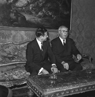 Udienza del Presidente della Repubblica Giuseppe Saragat con John Volpe Ministro dei trasporti degli Stati Uniti e colazione offerta in suo onore