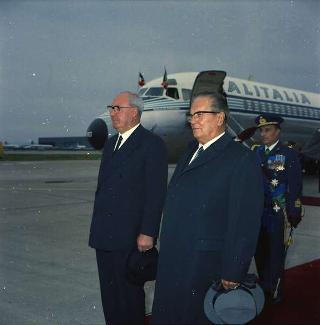 Visita ufficiale del Presidente della Repubblica Giuseppe Saragat accompagnato dall'on. Aldo Moro, Ministro degli Esteri, nella Repubblica Federativa di Jugoslavia (Belgrado, Zagabria, Lubiana), 2-6 ottobre 1969