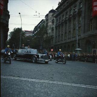 Visita ufficiale del Presidente della Repubblica Giuseppe Saragat accompagnato dall'on. Aldo Moro, Ministro degli Esteri, nella Repubblica Federativa di Jugoslavia (Belgrado, Zagabria, Lubiana), 2-6 ottobre 1969