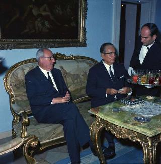 Visita ufficiale del Presidente della Repubblica Giuseppe Saragat accompagnato dall'on. Aldo Moro, Ministro degli Esteri, nella Repubblica Federativa di Jugoslavia (Belgrado, Zagabria, Lubiana), 2-6 ottobre 1969