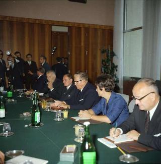 Visita ufficiale del Presidente della Repubblica Giuseppe Saragat accompagnato dall'on. Aldo Moro, Ministro degli Esteri, nella Repubblica Federativa di Jugoslavia (Belgrado, Zagabria, Lubiana), 2-6 ottobre 1969