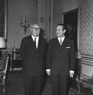Il Presidente della Repubblica Giuseppe Saragat con Alberto Bemporad, Sottosegretario di Stato per gli affari esteri