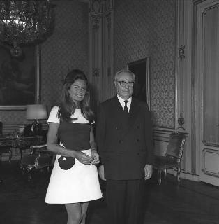 Il Presidente della Repubblica Giuseppe Saragat con la Signora Cristina Ford