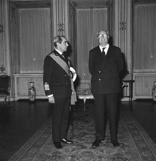 Il Presidente della Repubblica Giuseppe Saragat con l'Ammiraglio Giuseppe Roselli Lorenzini, nuovo Capo di Stato maggiore della Marina