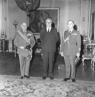 Il Presidente della Repubblica Giuseppe Saragat con il Generale di Corpo d'Armata Ezio Pistotti, nuovo comandante designato della 3^ Armata