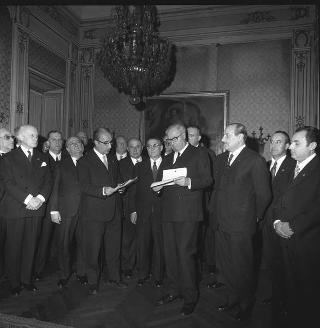 I Governatori del Distretto 108/ITALY dei Lions International, con una rappresentanza del sodalizio, in occasione del 20° anniversario della fondazione del primo Club in Italia in visita di omaggio al Presidente della Repubblica Giuseppe Saragat